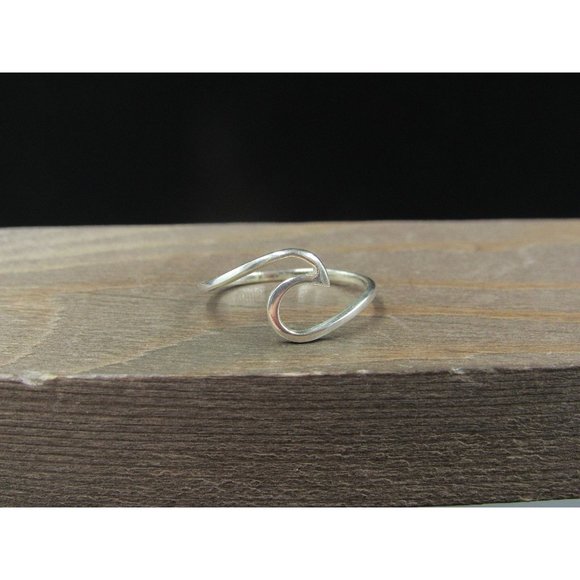 Size 7.75 Sterling Silver Beach Band Ring Vintage Statement Engagement Wedding - Picture 1 of 6